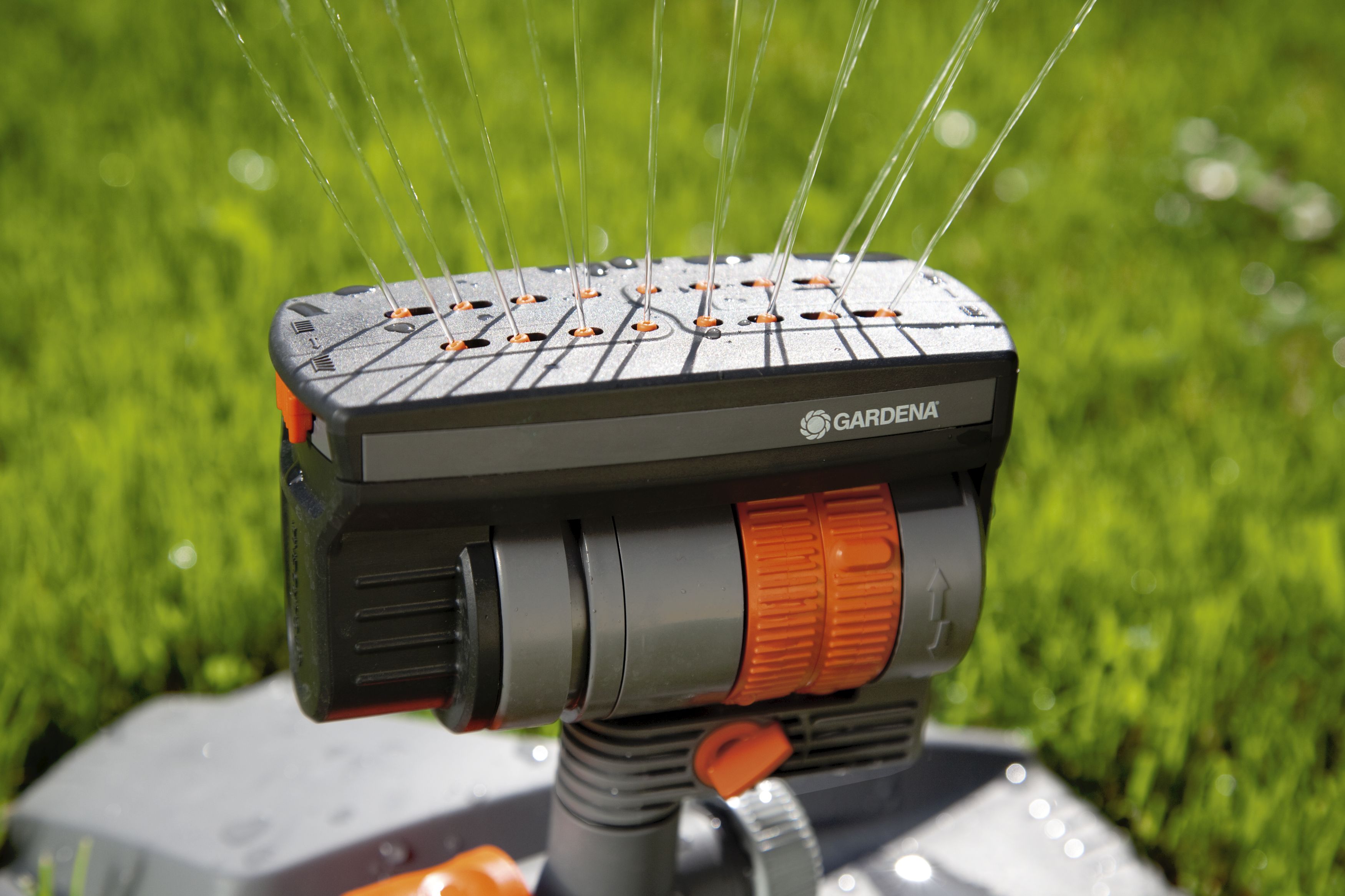 4078500812702-PT03 GARDENA Viereckregner ZoomMaxx