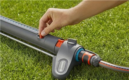 GA150-2413-jpegAejcqGMMRNaU5 GARDENA Viereckregner AquaZoom S