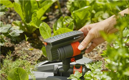 GA150-2421-jpeg GARDENA Viereckregner AquaZoom compact