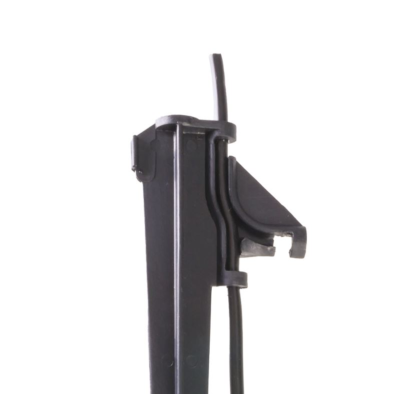 W8006410266_emitterspiess_kopf_schlauch_a L-Erdspieß aus Kunststoff für 6,35-mm-Schlauch (XS)